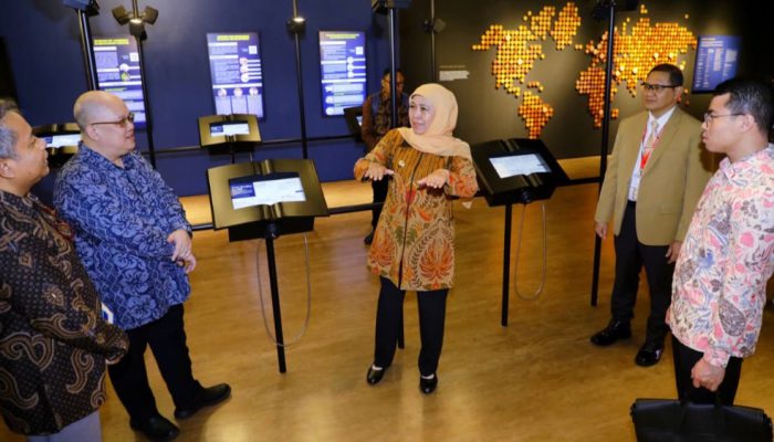 Gubernur Khofifah Instruksikan Disdik Jatim Adopsi Model NIE–ITE Singapura Demi Percepatan Transformasi Vokasi