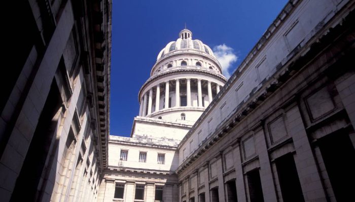 Investor Panik atau Girang? Indeks AS Mendadak Meroket Jelang Keputusan The Fed!