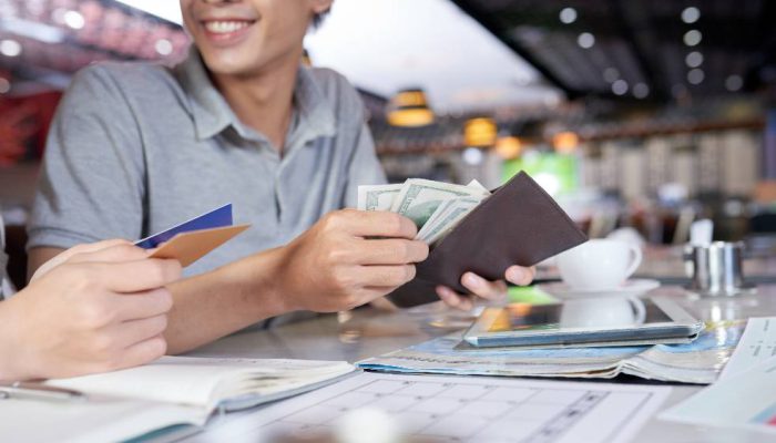 OJK Tegaskan Investor Asing Masih Percaya pada Kekuatan Perbankan Indonesia