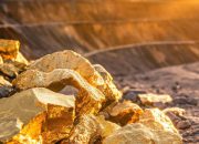 Ketika Harga Emas Bergejolak, Pencari Cuan Masuk Pasar