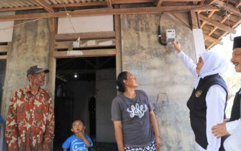 Listrik Gratis Jadi Prioritas, Gubernur Khofifah Kejar Elektrifikasi Penuh di Jawa Timur