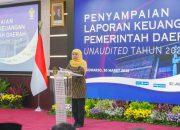 Gubernur Khofifah Serukan Percepatan Tindak Lanjut Temuan BPK di Jatim