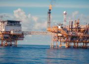 Harga Minyak Dunia Bergejolak, Tekanan Geopolitik Dorong Level Tinggi