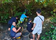TPS Bersama Masyarakat Tanam 3.000 Mangrove di Kawasan Pesisir Asem Rowo