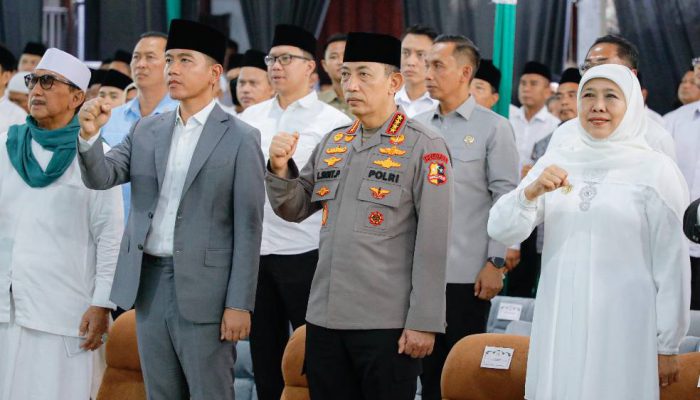 Bersama Kapolri dan Wapres Gibran, Gubernur Khofifah Hadiri Haul KH Wahab Chasbullah Penuh Nuansa Kebangsaan