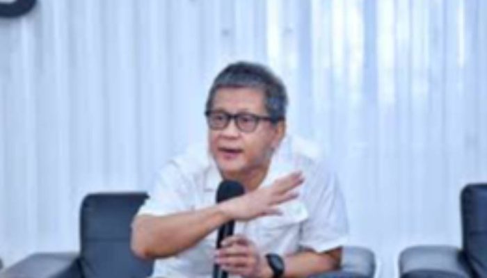 Rocky Gerung Soroti Jalannya Sidang Nadiem Makarim, Singgung Tantangan Jaksa dalam Menghubungkan Fakta di Persidangan