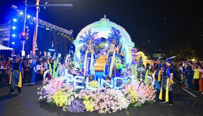 Harmoni Laut dan Budaya, Mobil Hias Pelindo Jadi Sorotan di Surabaya Vaganza 2026