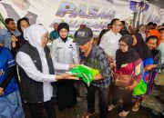 Gubernur Khofifah Bantu Ringankan Beban Warga Lewat Pasar Murah Jelang Idul Adha