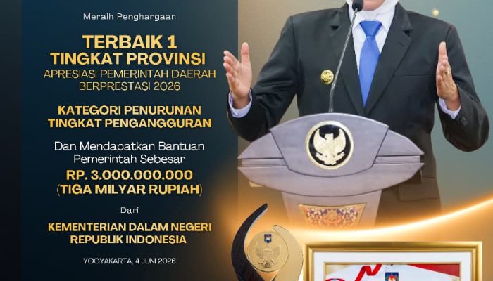 Pengangguran Terbuka Jatim Lebih Rendah dari Nasional, Gubernur Khofifah Terima Penghargaan Kemendagri