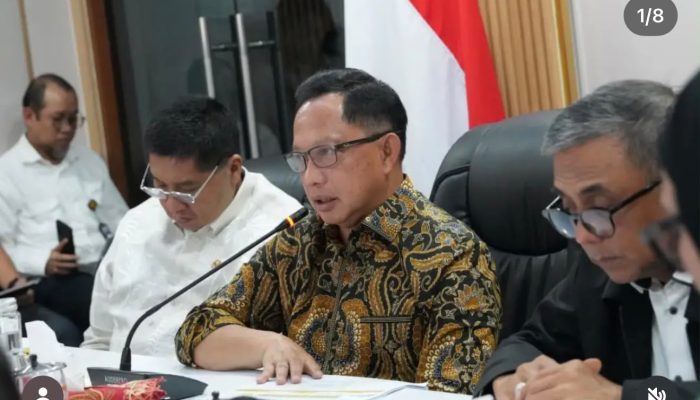 Efisiensi Jalan Terus, Mendagri Pastikan Tak Ada Pegawai Daerah Dirumahkan