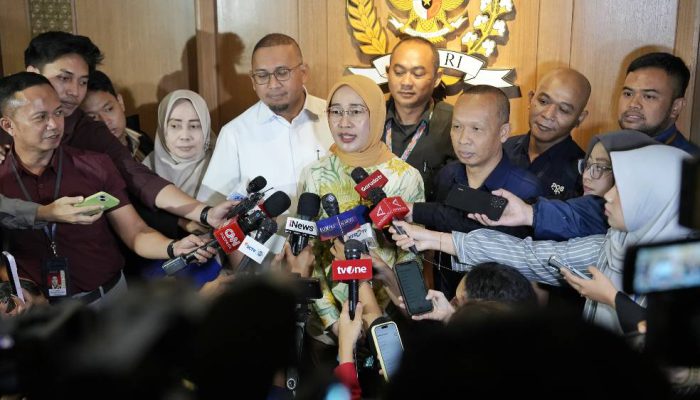 Gaji 31 Ribu Karyawan PT Pos Ditarget Cair 1 September, DPR Desak Pemerintah Bergerak Cepat