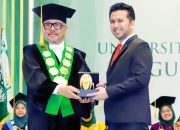 Di Hadapan Mahasiswa Baru UNUSA, Wagub Emil Ungkap Tiga Bekal Penting Menuju Indonesia Emas 2045